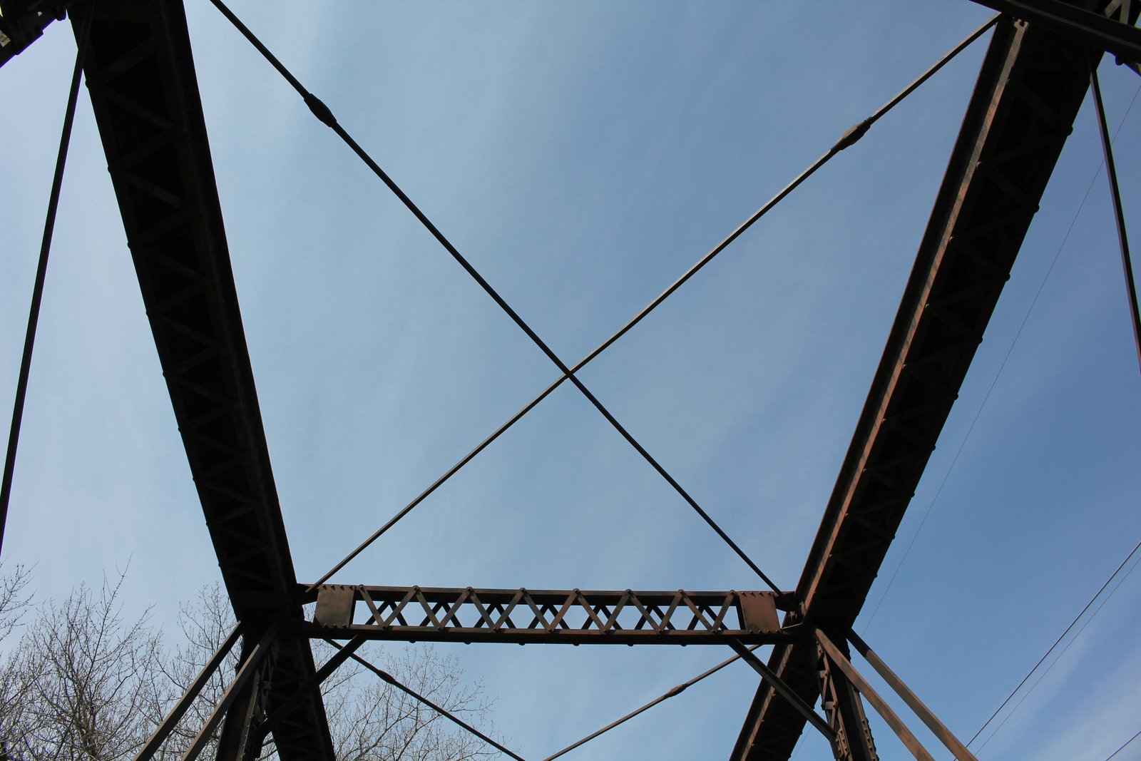 Upper lateral bracing, west span (span #4)